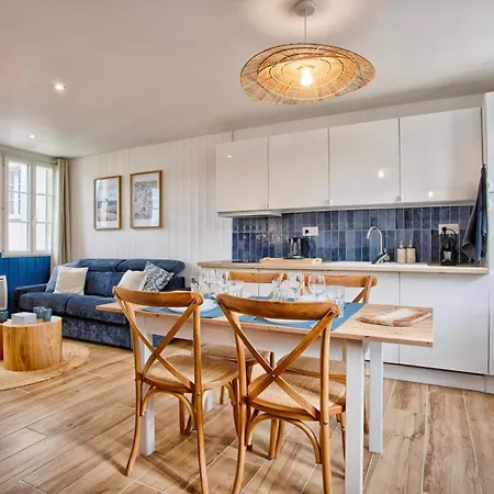 L'escale Bleue Cozy Et Balneo, Village Et